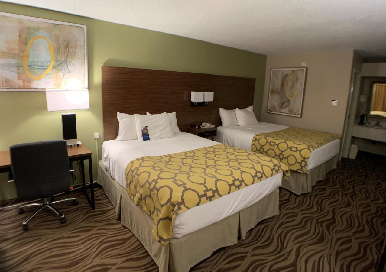 Baymont By Wyndham Griffin Hotel Екстериор снимка