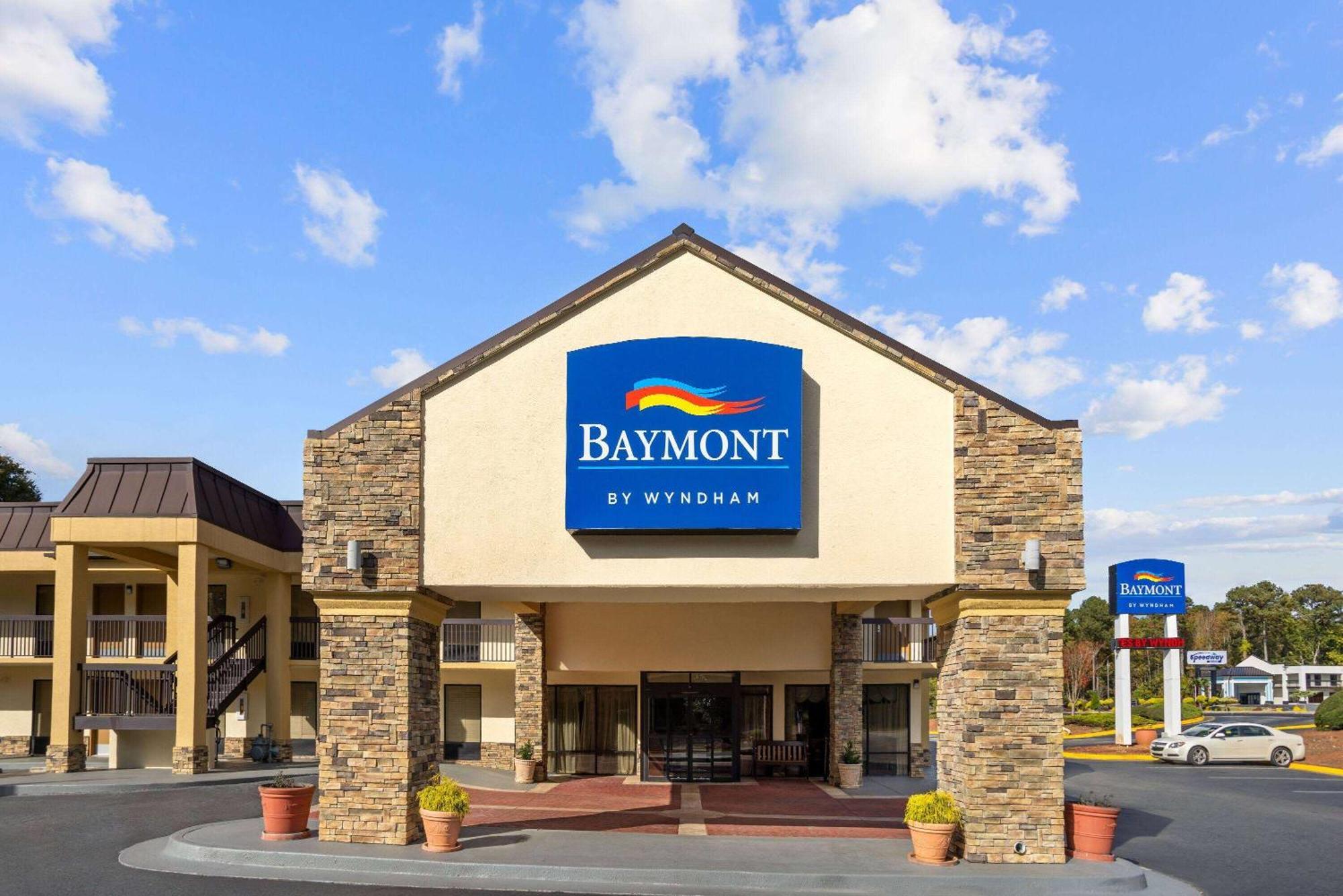 Baymont By Wyndham Griffin Hotel Екстериор снимка